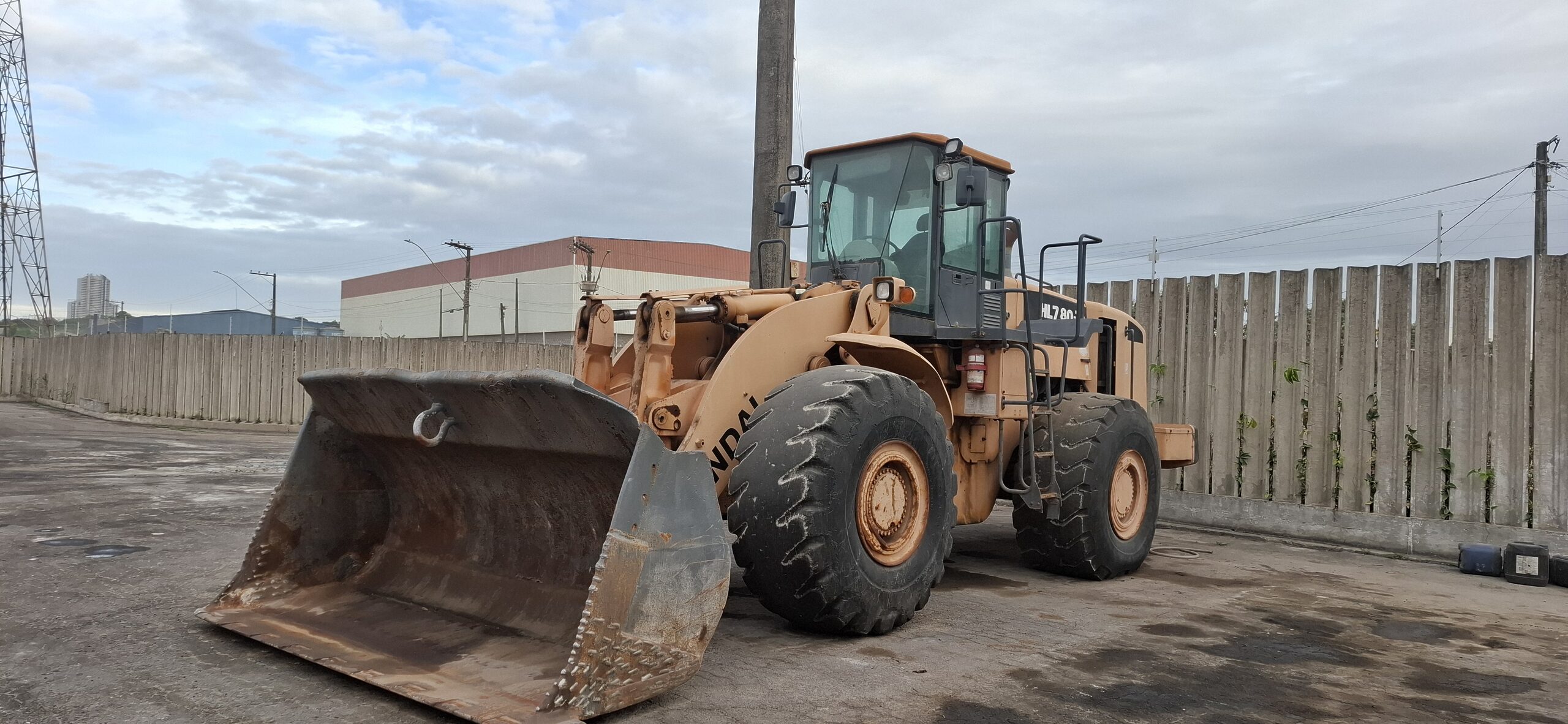 Hyundai HL780-7A, pá carregadeira da GABE