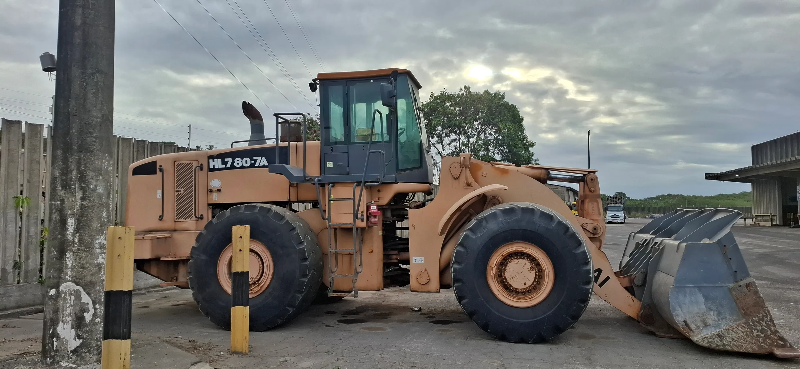 Hyundai HL780-7A, pá carregadeira da GABE