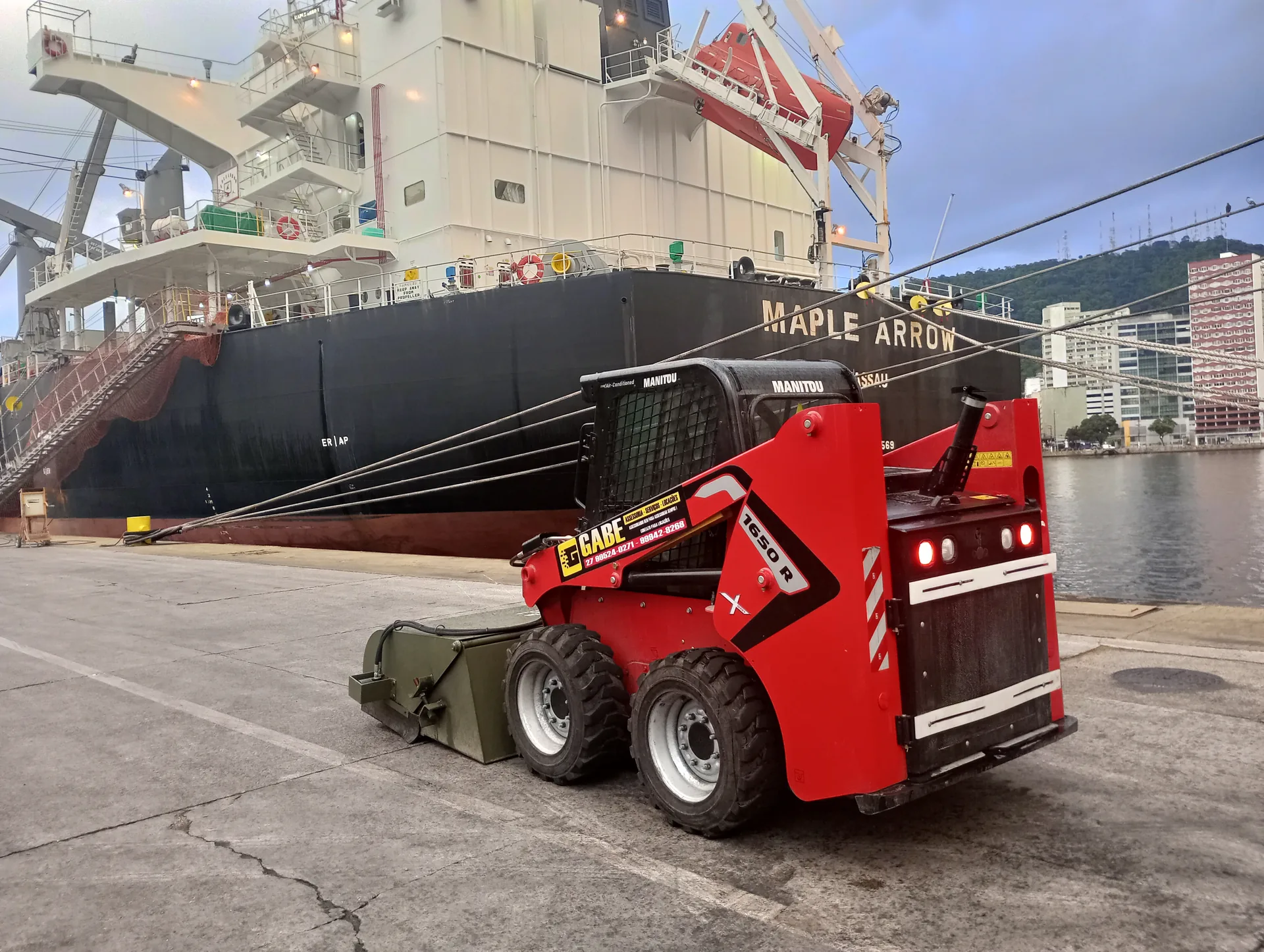 Manitou 1650R, minicarregadeira da GABE