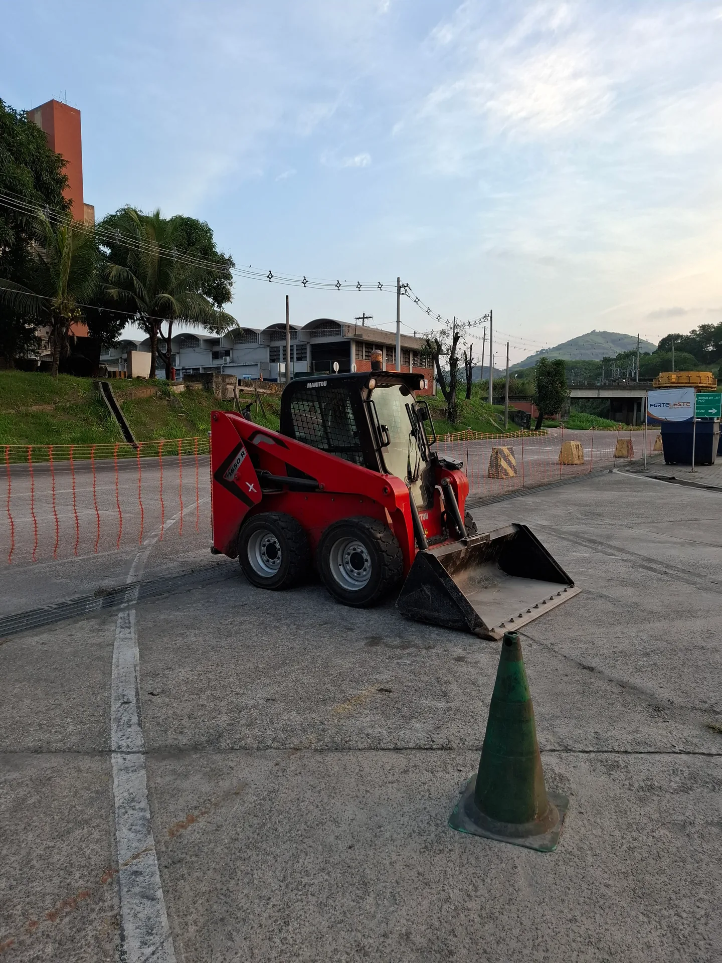 Manitou 1650R, minicarregadeira da GABE